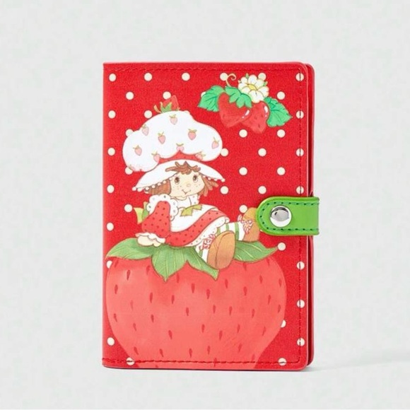 NWOT Charming Strawberry Shortcake Passport Holder - Picture 2 of 6
